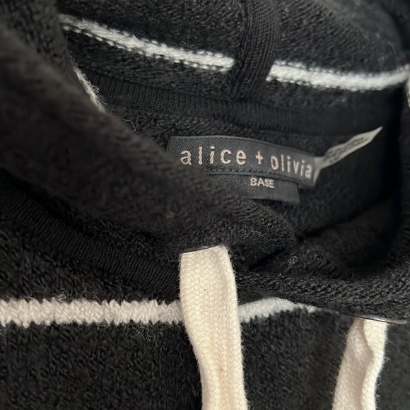 Tunic sweater - Picture 2 of 4